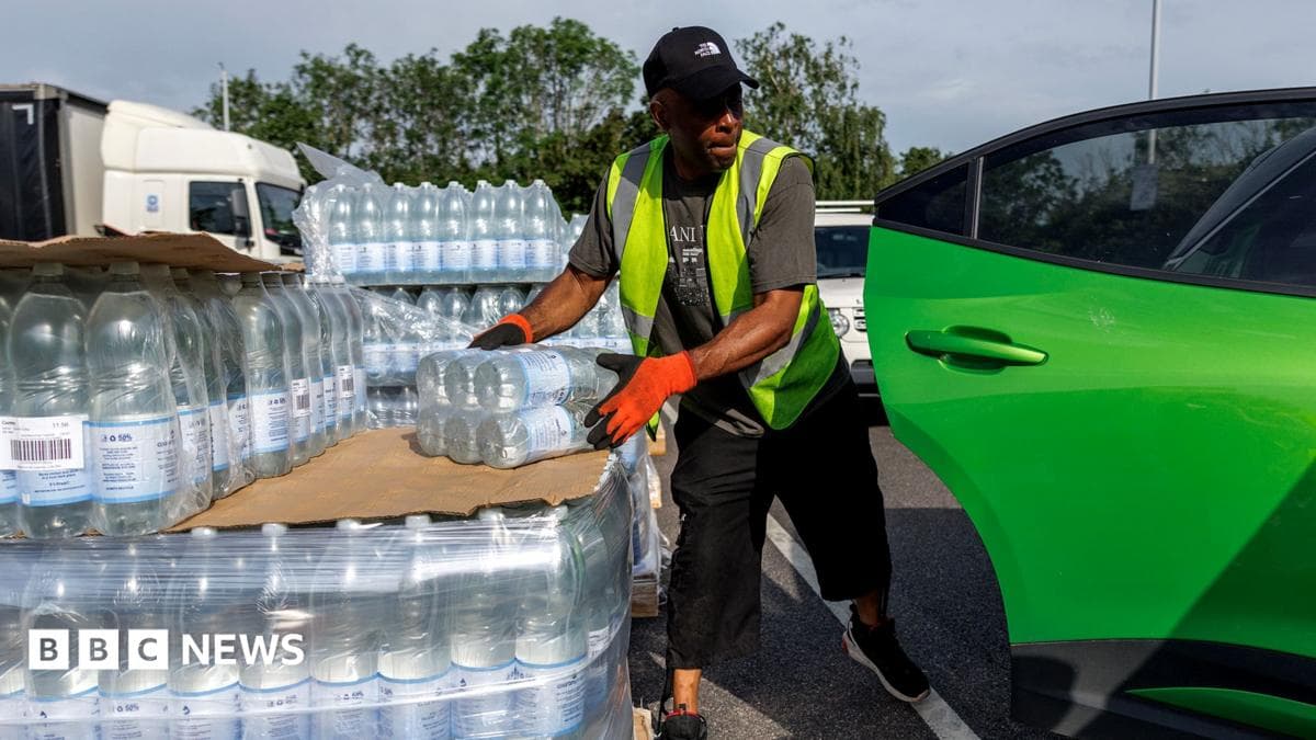Heatwaves in England and Wales Claim Over 2,700 Lives